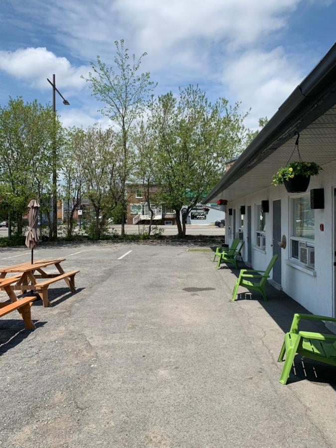 Motel Giffard Quebec City Exterior photo